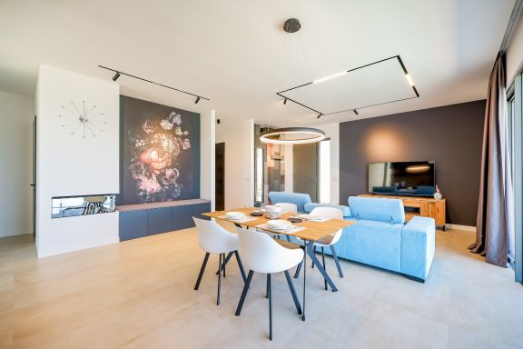 Wohnbereich hell und modern